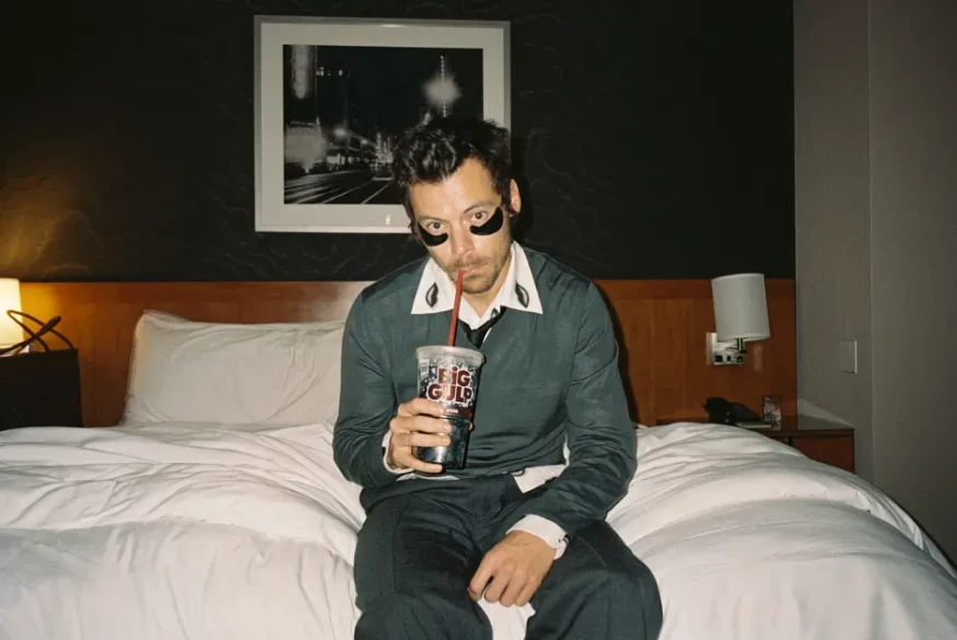 Harry Styles Scores Biggest Debut of His Career With “Kiss All The Time. Disco, Occasionally.”