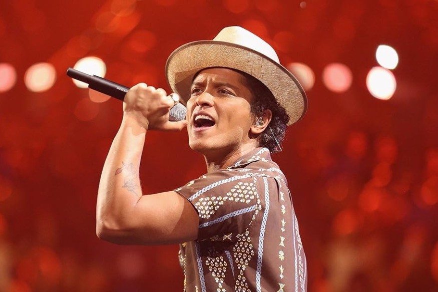 Bruno Mars Breaks Records as the “Romantic Tour” Sells Out Before It Even Begins